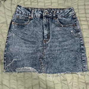 Denim Short Skirt 😍 Never worn.